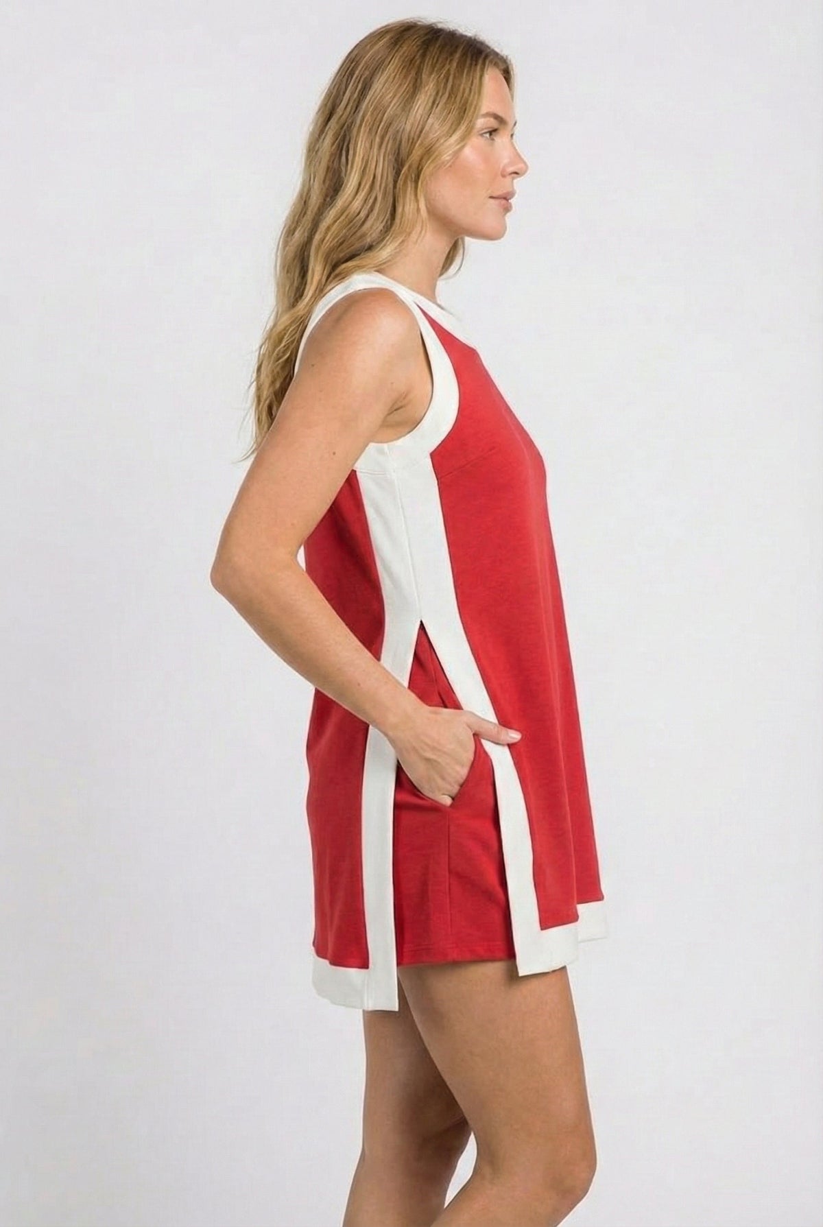 Red sleeveless tunic dress set with white side panels and keyhole back detail